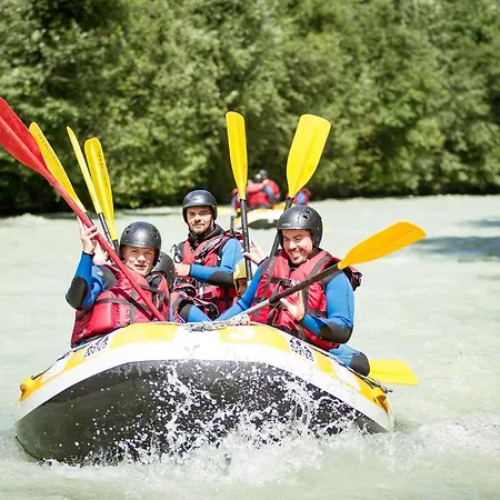 Hotel Les Pelerins - Year *